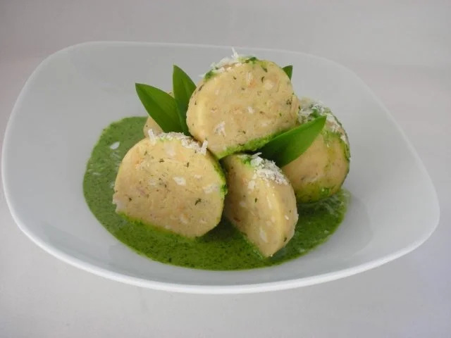 Herzhafte Quarkknödel mit Bärlauchsauce - Rezept - Bild Nr. 16
