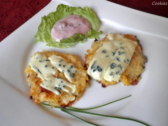 Birnen - Ingwer - Rösti, überbacken mit Edelpilzkäse und Preiselbeer - Joghurt - Dip ... - Rezept - Bild Nr. 11