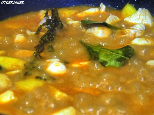 Thai-Curry mit Huhn und Ananas - Rezept - Bild Nr. 9