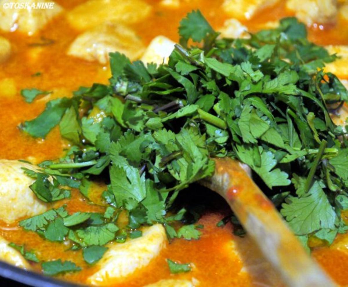 Thai-Curry mit Huhn und Ananas - Rezept - Bild Nr. 10