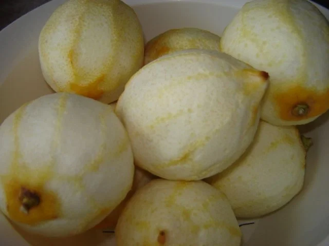 Rezept: Lemon Curd Bild Nr. 2 Lemon Curd - Rezept - Bild Nr. 2