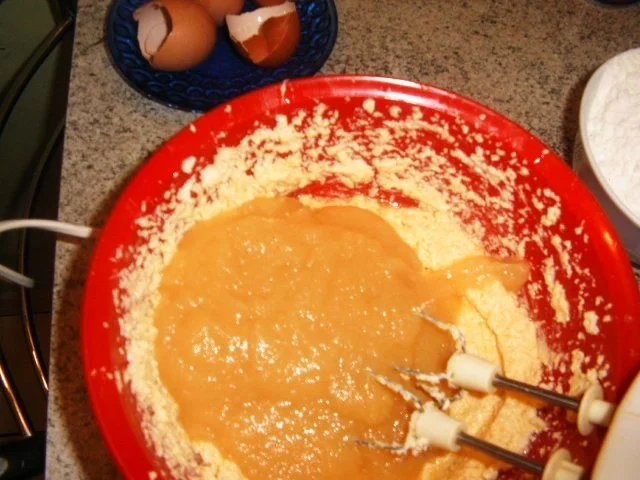 Apfelmus- Nuss- Kuchen - Rezept - Bild Nr. 4