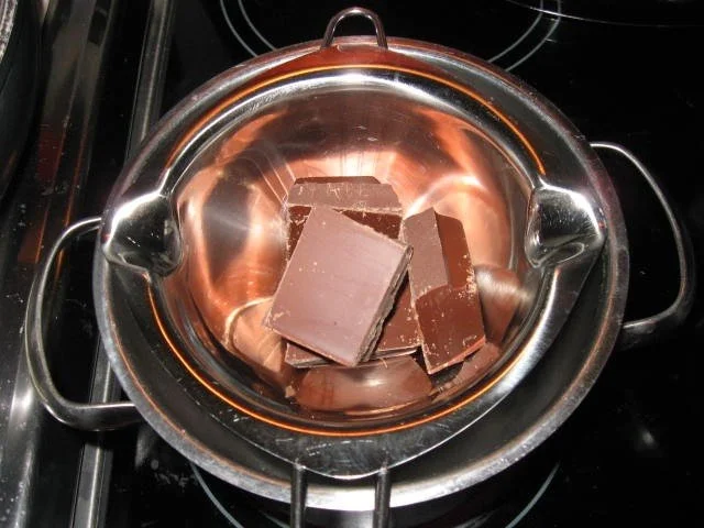 Rezept: Schokoladen - Kirsch - Gugelhupf Bild Nr. 15 Schokoladen - Kirsch - Gugelhupf - Rezept - Bild Nr. 15