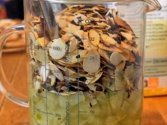 Ravioli mit Fenchel-Mandel-Füllung, Tomatensauce, Schafsfeta - Rezept - Bild Nr. 9