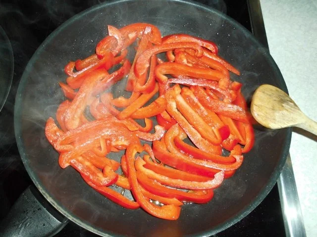 Hinterschinken mit Paprika und Ananas - Rezept - Bild Nr. 5