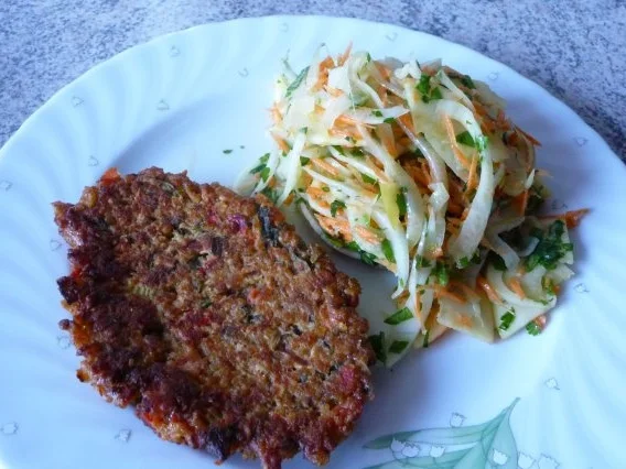 Rezept: Fenchel-Möhren-Apfelsalat Bild Nr. 2 Fenchel-Möhren-Apfelsalat - Rezept - Bild Nr. 2
