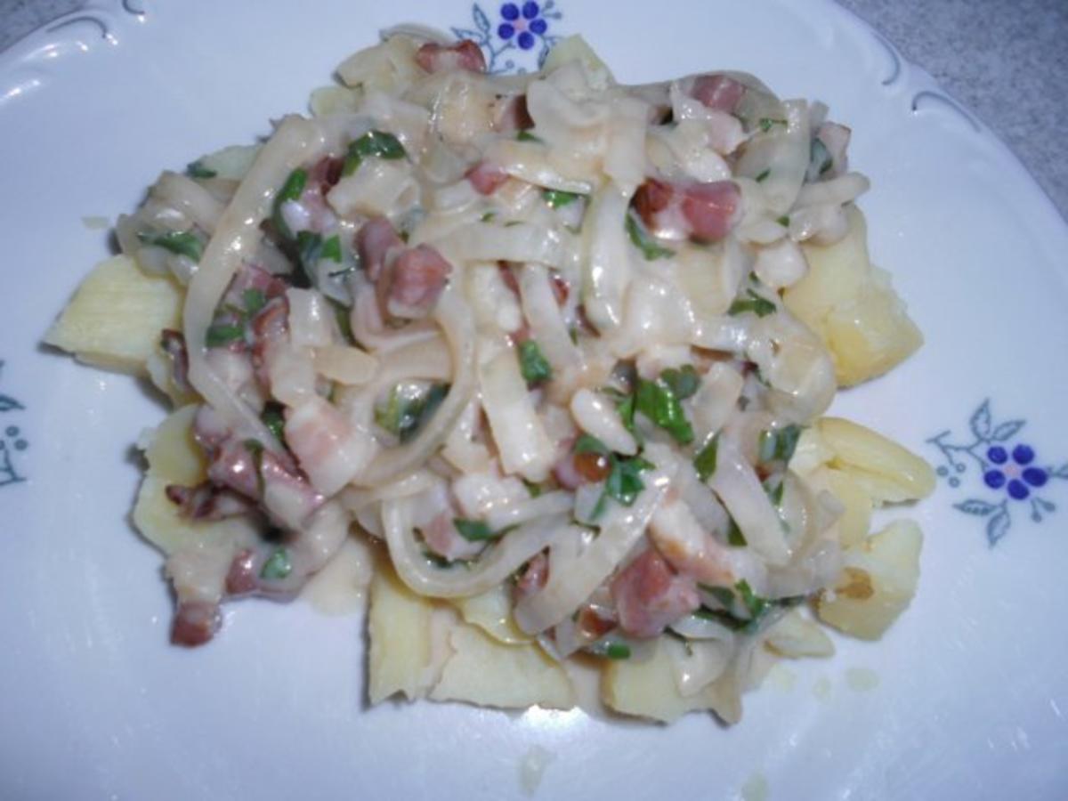 Bilder für Zwiebel-Speck-Sauce - Rezept