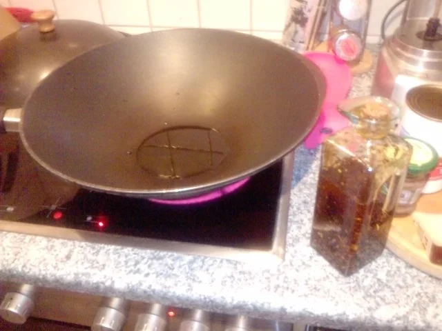 PASTA NICHT NUR FÜR LEICHTE MÄDCHEN --- SPAGHETT I  ALLA  PUTTANESCA - Rezept - Bild Nr. 3