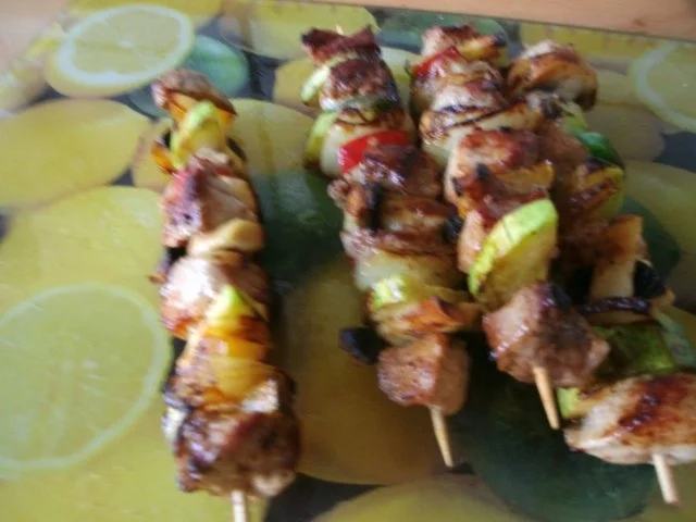 bunte Fleischspieße in Tomatensoße - Rezept - Bild Nr. 6