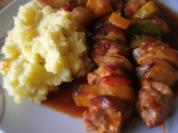 bunte Fleischspieße in Tomatensoße - Rezept
