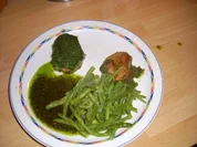 Rezept: Schweine-Medaillons mit Bรคrlauchpesto Schweine-Medaillons mit Bรคrlauchpesto - Rezept