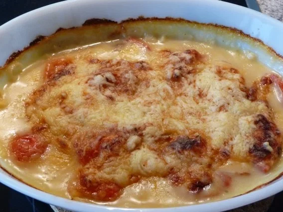 Auflauf: Porree-Hähnchenröllchen in Zwiebelsoße mit Käse überbacken - Rezept - Bild Nr. 4