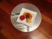 Lammfilet im Blätterteig mit Steinpilzfüllung, gefüllte Tomaten mit Gorgonzola und Kräuter - Rezept