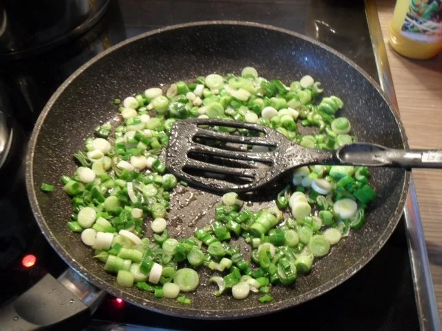 Wurstpfanne mit Schmand-Senfsoße - Rezept - Bild Nr. 7