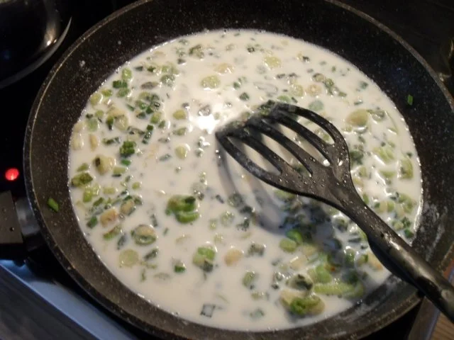 Wurstpfanne mit Schmand-Senfsoße - Rezept - Bild Nr. 9