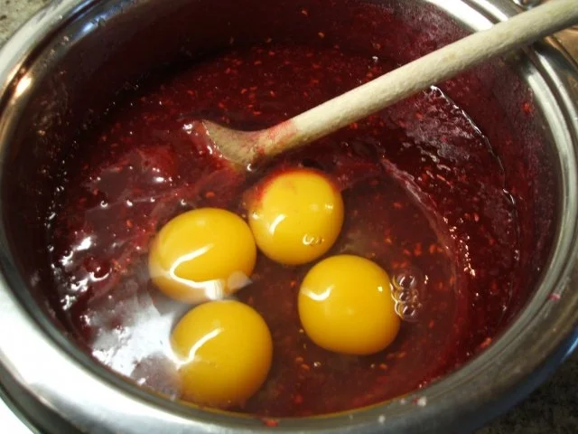 Rezept: Vorrat: Raspberry-Curd Bild Nr. 7 Vorrat: Raspberry-Curd - Rezept - Bild Nr. 7