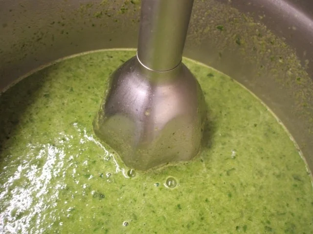 Suppen: Bärlauchschaum  ~ Für "rainbow3" einen lieben Gruß zum Geburtstag ~ - Rezept - Bild Nr. 5