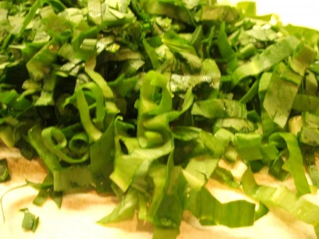 Rezept: Knödel: Bärlauch-Nockerln Bild Nr. 5 Knödel: Bärlauch-Nockerln - Rezept - Bild Nr. 5