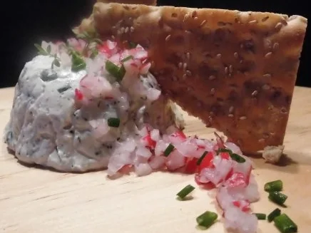 Frischkäseturm - Frühling - - Rezept - Bild Nr. 2