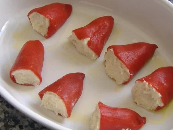 Tapa  Piquillo-Paprikaschoten gefüllt mit Stockfisch - Rezept - Bild Nr. 7