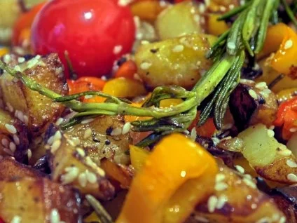 Kartoffel-Gemüsepfanne mit Sesam - Rezept - Bild Nr. 10