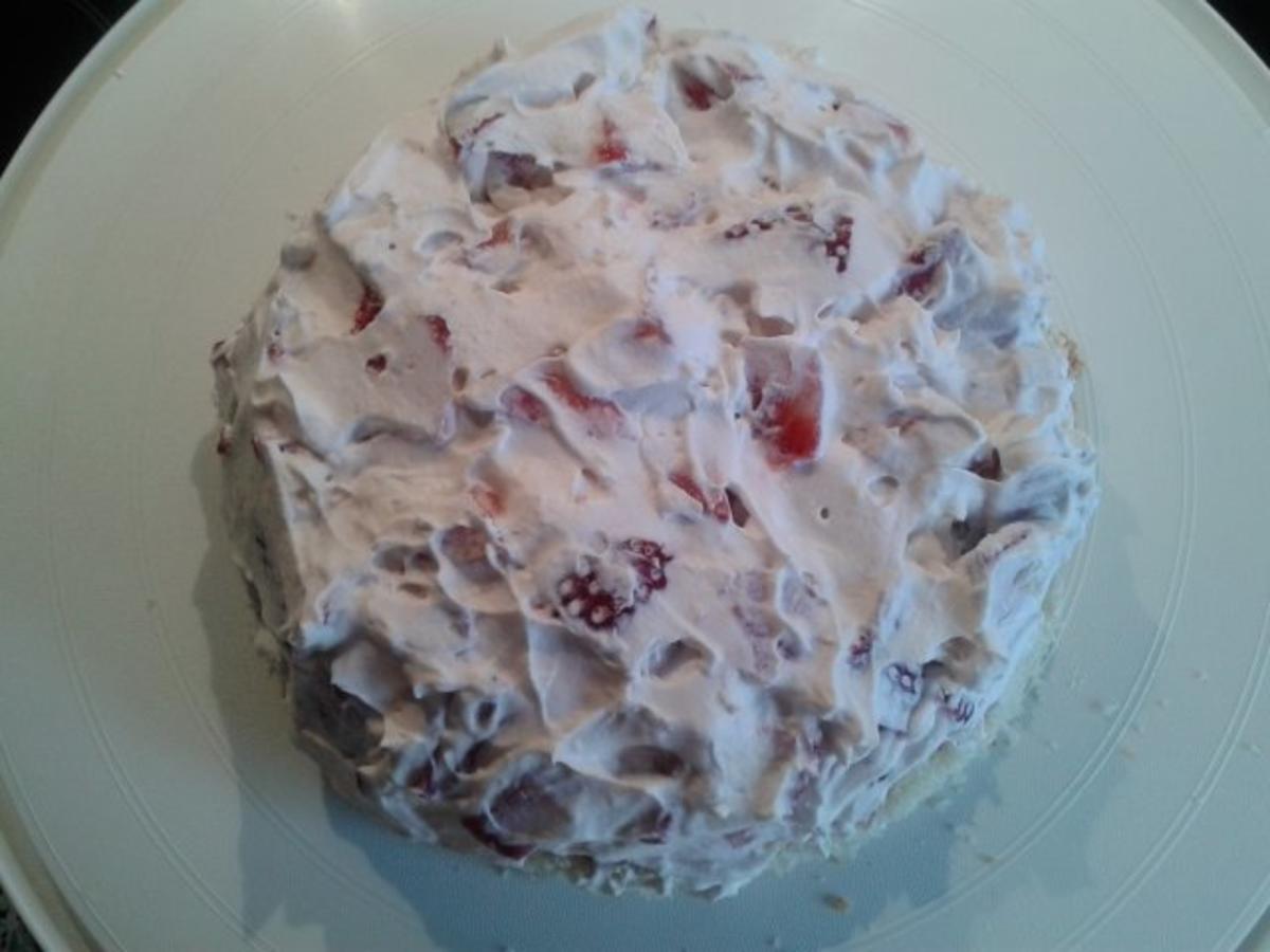 Erdbeer Vanille Torte - einfach - 272 kcal/100g