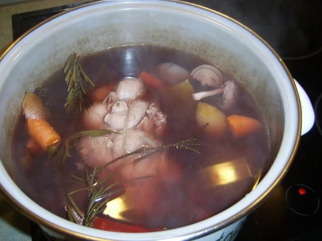 Rezept: Kalbsrollbraten mit Seranofüllung in Forstmeisters Marinade Bild Nr. 5 Kalbsrollbraten mit Seranofüllung in Forstmeisters Marinade - Rezept - Bild Nr. 5