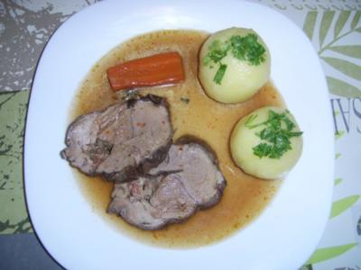 Rezept: Kalbsrollbraten mit Seranofüllung in Forstmeisters Marinade Kalbsrollbraten mit Seranofüllung in Forstmeisters Marinade - Rezept