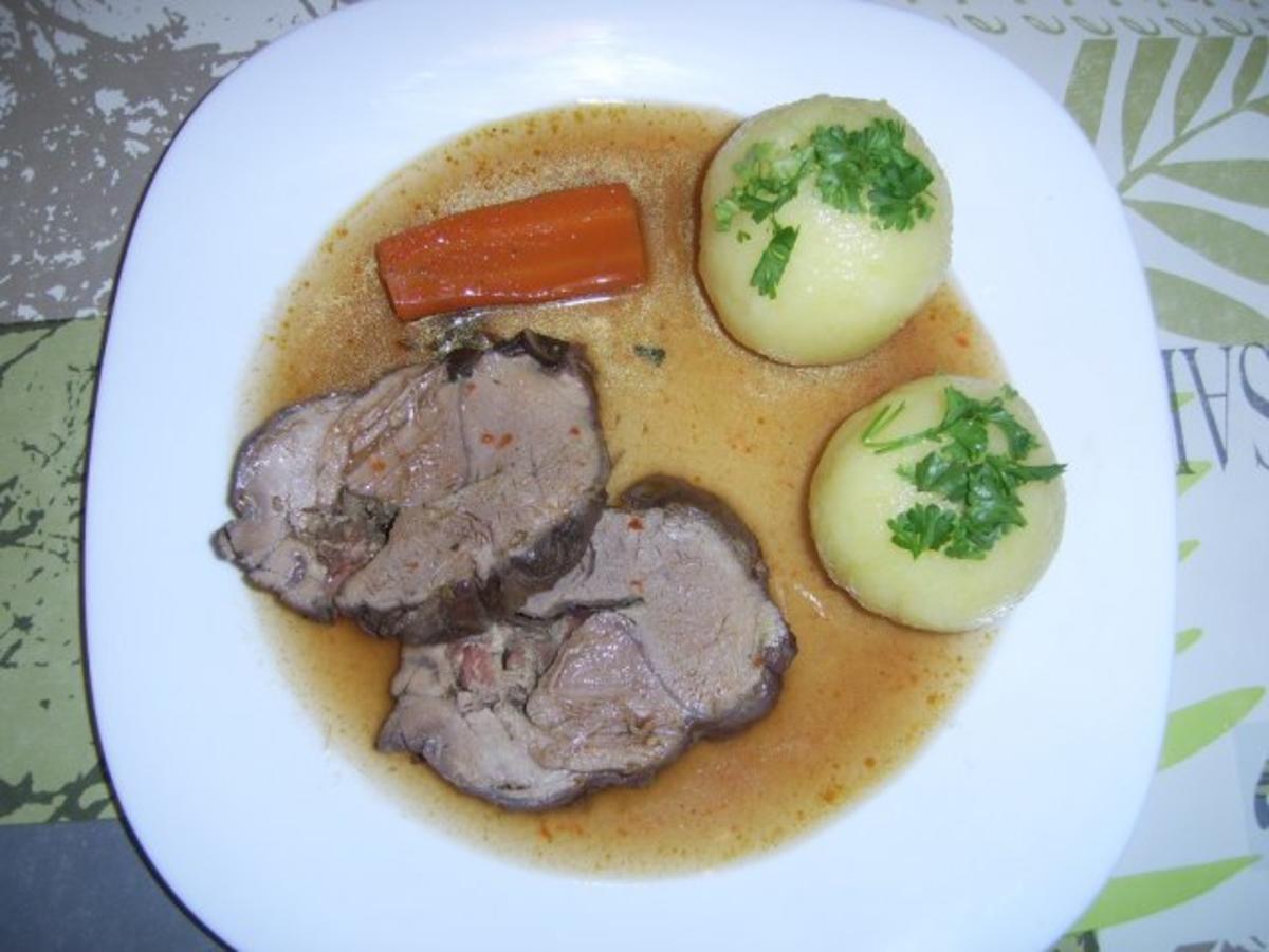 Bilder für Kalbsrollbraten mit Seranofüllung in Forstmeisters Marinade - Rezept