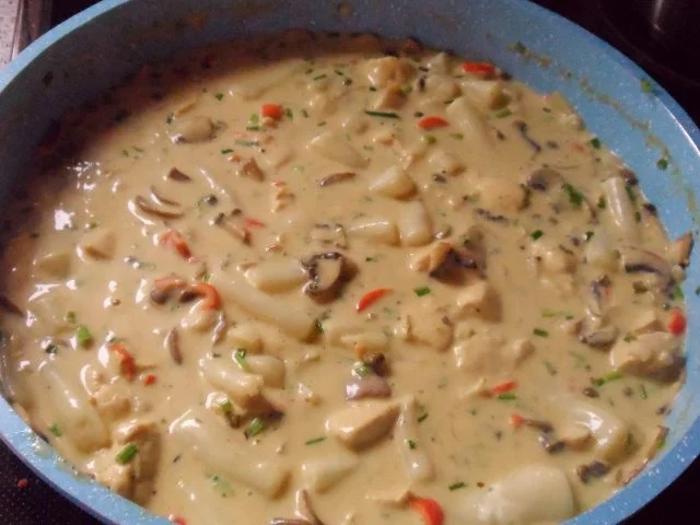 Pfannengerichte: Schwarzwurzel-Hähnchen-Pfanne mit Champignons & Kapern-Senf-Soße - Rezept - Bild Nr. 9