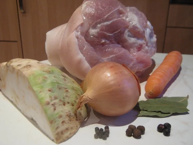 Eisbein mit Erbspüree - Rezept - Bild Nr. 2