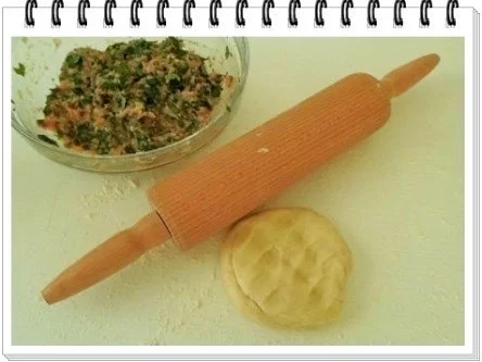 Rezept: Hausgemachte Maultaschen auf Spinatbett Bild Nr. 10 Hausgemachte Maultaschen auf Spinatbett - Rezept - Bild Nr. 10