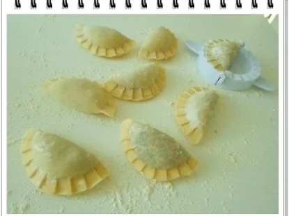 Rezept: Hausgemachte Maultaschen auf Spinatbett Bild Nr. 17 Hausgemachte Maultaschen auf Spinatbett - Rezept - Bild Nr. 17