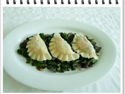 Rezept: Hausgemachte Maultaschen auf Spinatbett Bild Nr. 23 Hausgemachte Maultaschen auf Spinatbett - Rezept - Bild Nr. 23