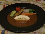 Gefüllte Bauernhendl im Ofen knusprig mit Junggemüse (Larissa Marolt) - Rezept