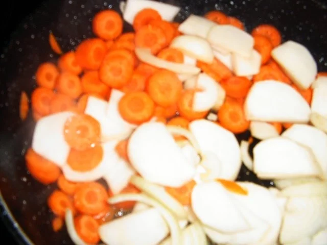 Rezept: Mairübchen-Möhren-Pfanne Bild Nr. 5 Mairübchen-Möhren-Pfanne - Rezept - Bild Nr. 5