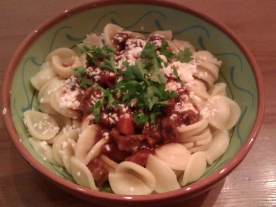 Rezept: Rinderragout mit Orichiette Bild Nr. 3 Rinderragout mit Orichiette - Rezept - Bild Nr. 3