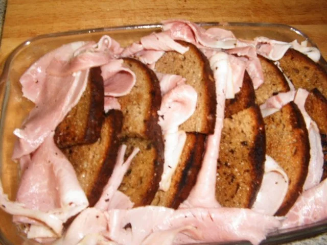 Rezept: Herzhafter Brotauflauf Bild Nr. 8 Herzhafter Brotauflauf - Rezept - Bild Nr. 8