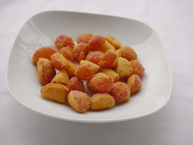 Gebackene Radieschen im Parmesankörbchen, dazu Joghurt-Wasabi-Creme - Rezept - Bild Nr. 12