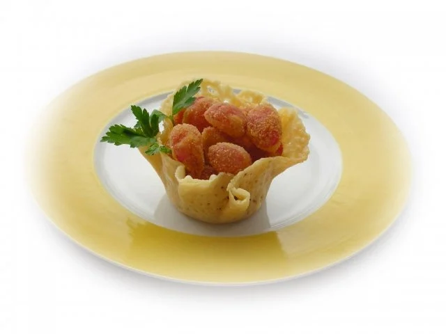 Gebackene Radieschen im Parmesankörbchen, dazu Joghurt-Wasabi-Creme - Rezept - Bild Nr. 14