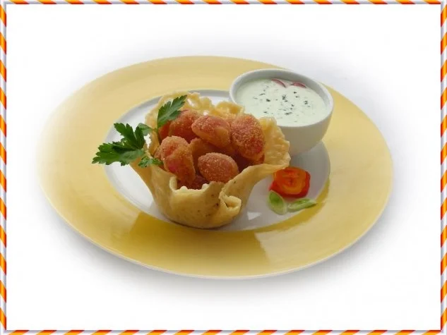 Gebackene Radieschen im Parmesankörbchen, dazu Joghurt-Wasabi-Creme - Rezept - Bild Nr. 16