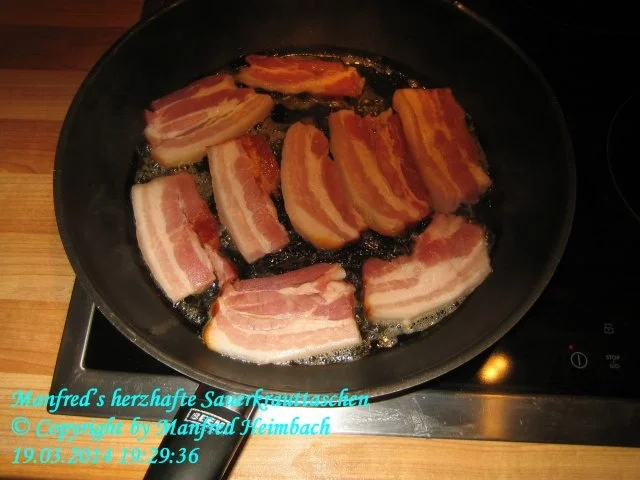 Rezept: Fingerfood – Manfred’s herzhafte Sauerkrauttaschen Bild Nr. 8 Fingerfood – Manfred’s herzhafte Sauerkrauttaschen - Rezept - Bild Nr. 8