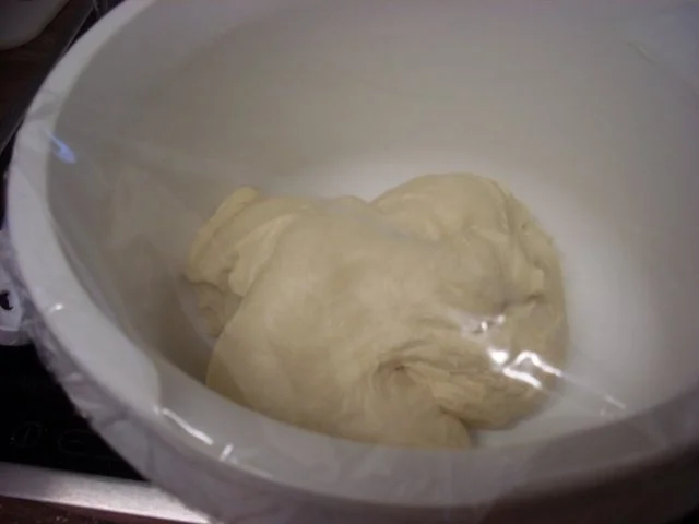 Rezept: Pizza-Teig Bild Nr. 7 Pizza-Teig - Rezept - Bild Nr. 7