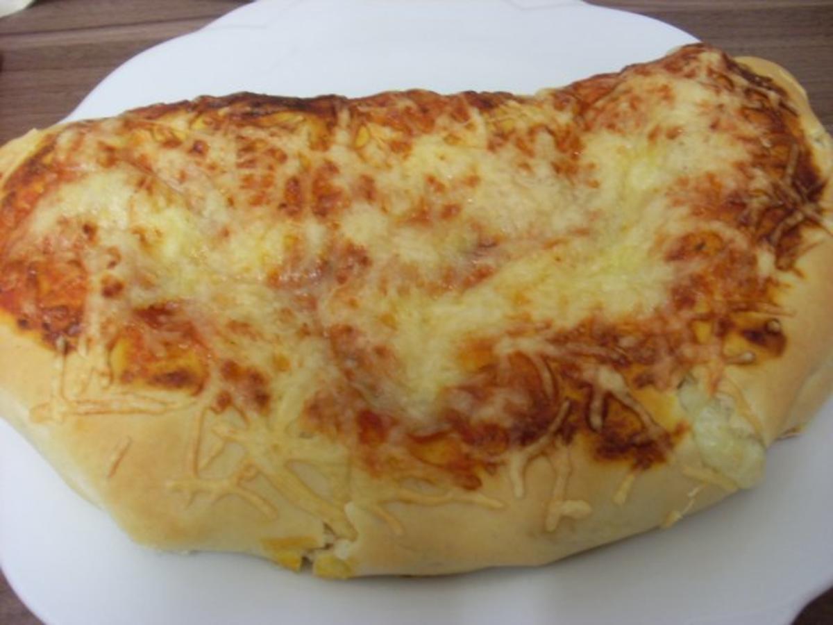 Bilder für Calzone wie mein Schatz sie am Liebsten mag Rezept