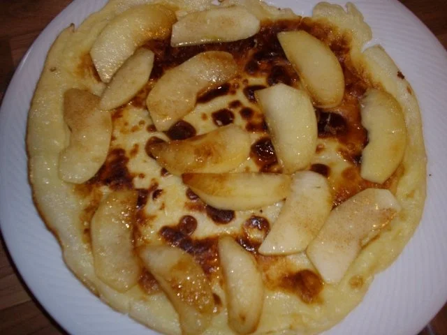 pfannekuchen mit zimtapfel - Rezept