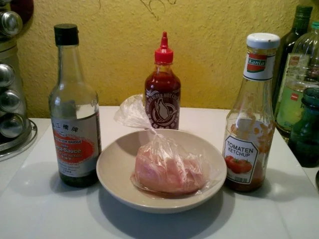 Geflügel: Pikantes Hähnchenbrustfilet mit Kartoffelspalten - Rezept - Bild Nr. 2