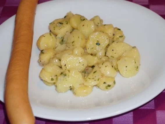 Rezept: Eichsfelder Kartoffelsalat Opa Werner Bild Nr. 2 Eichsfelder Kartoffelsalat Opa Werner - Rezept - Bild Nr. 2