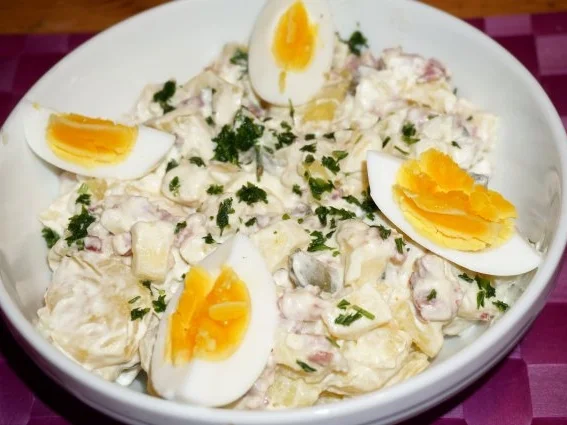 Rezept: Eichsfelder Kartoffelsalat Oma Martha Bild Nr. 2 Eichsfelder Kartoffelsalat Oma Martha - Rezept - Bild Nr. 2