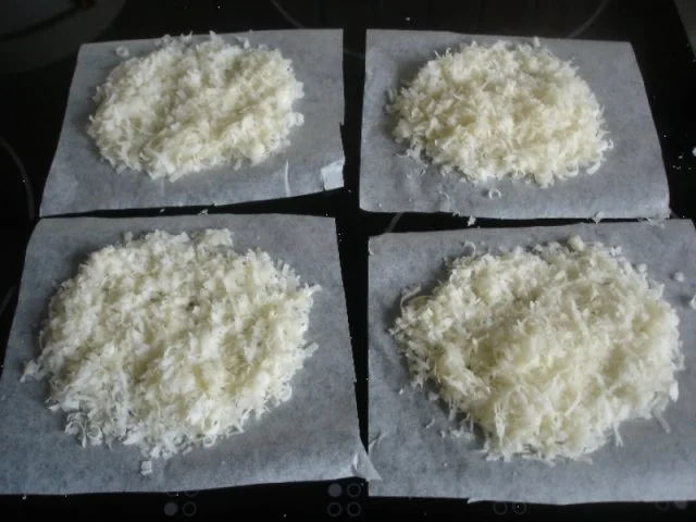 Rezept: Hartkäsehippen Bild Nr. 4 Hartkäsehippen - Rezept - Bild Nr. 4