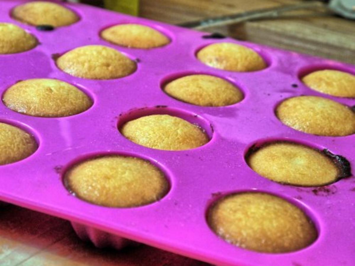 Mini Orangen Ricotta Gugelhupfe - einfach - 207 kcal/100g